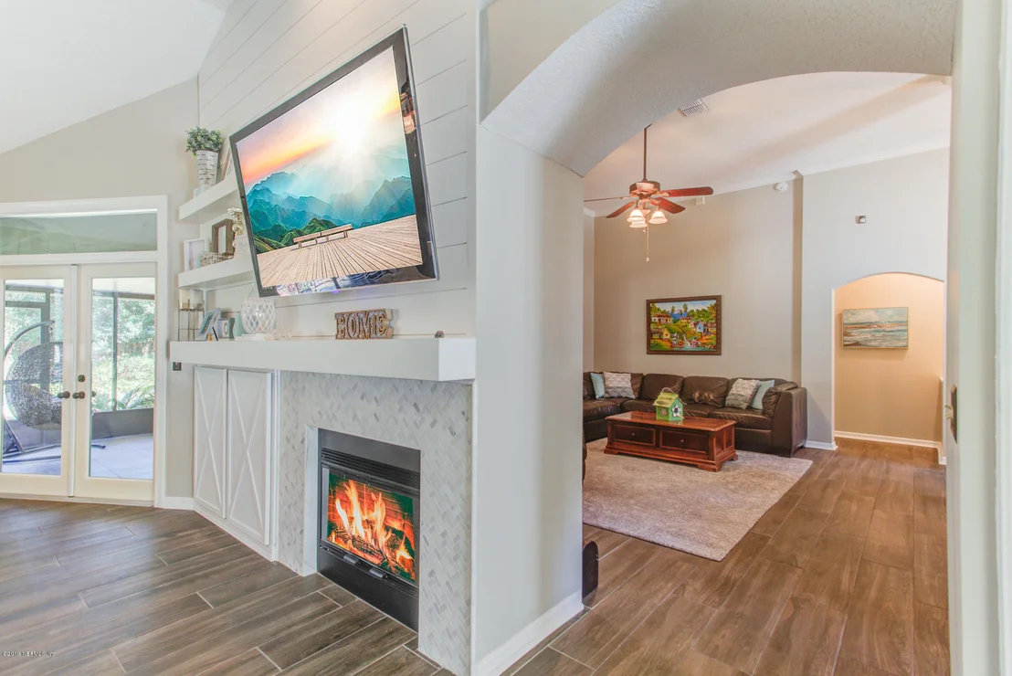 Photo of 337 LOLLY Lane