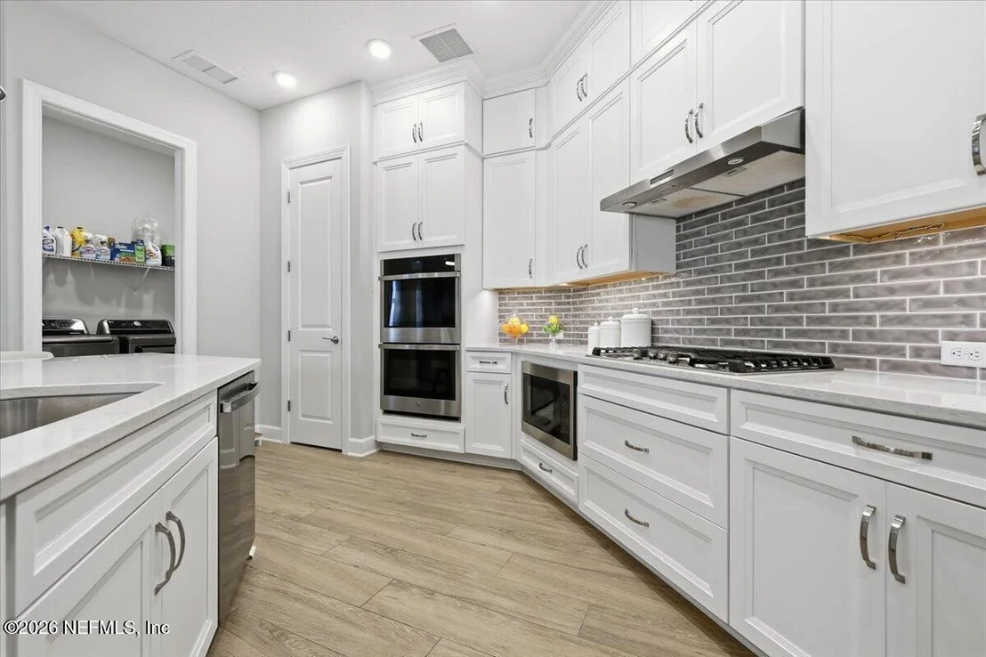 Photo of 146 BLUE HAMPTON Drive