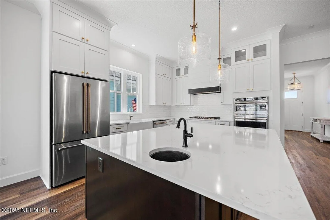 Photo of 110 OCEANVIEW Drive
