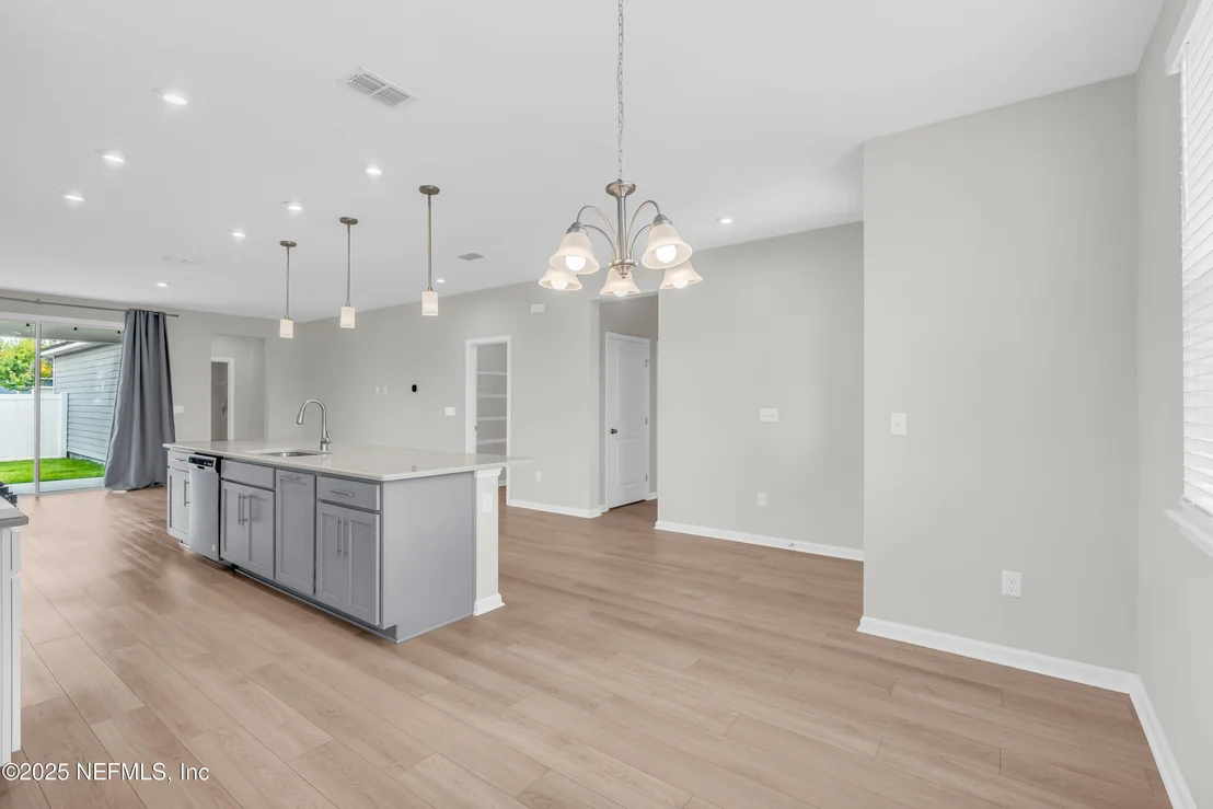 Photo of 575 BUTTONWOOD Loop