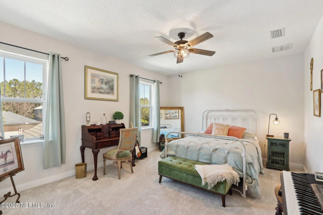 Photo of 212 CORNWALL Drive