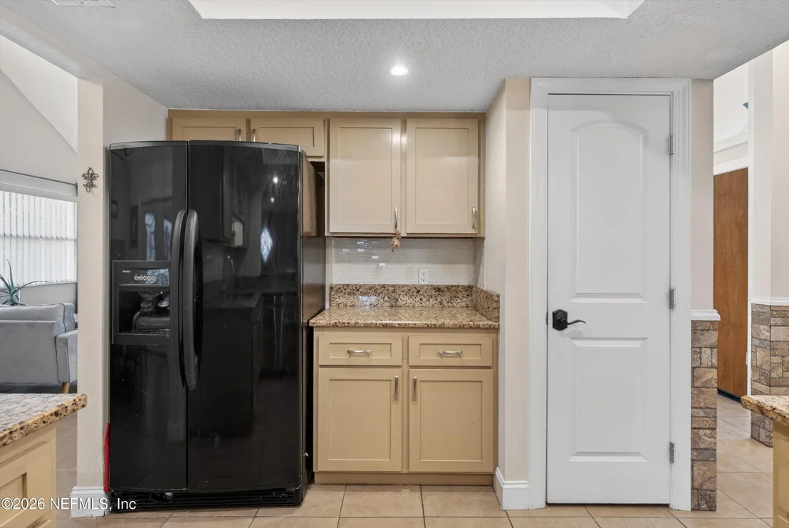 Photo of 2556 BOTTOMRIDGE Drive