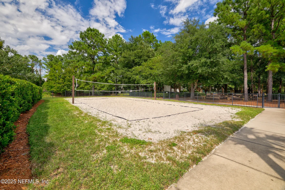 Photo of 408 LAKE MONROE Place