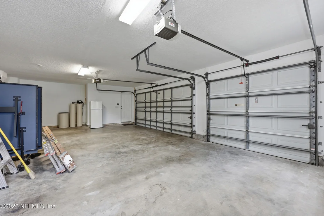 Photo of 1252 N BURGANDY Trail