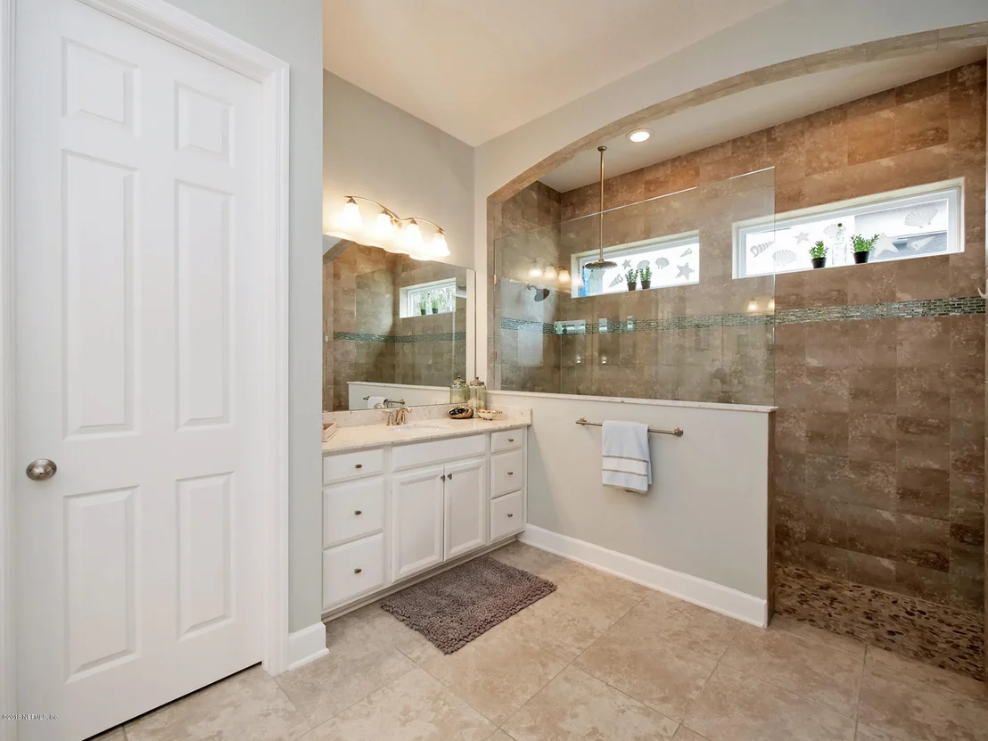 Photo of 453 EAGLE ROCK Drive