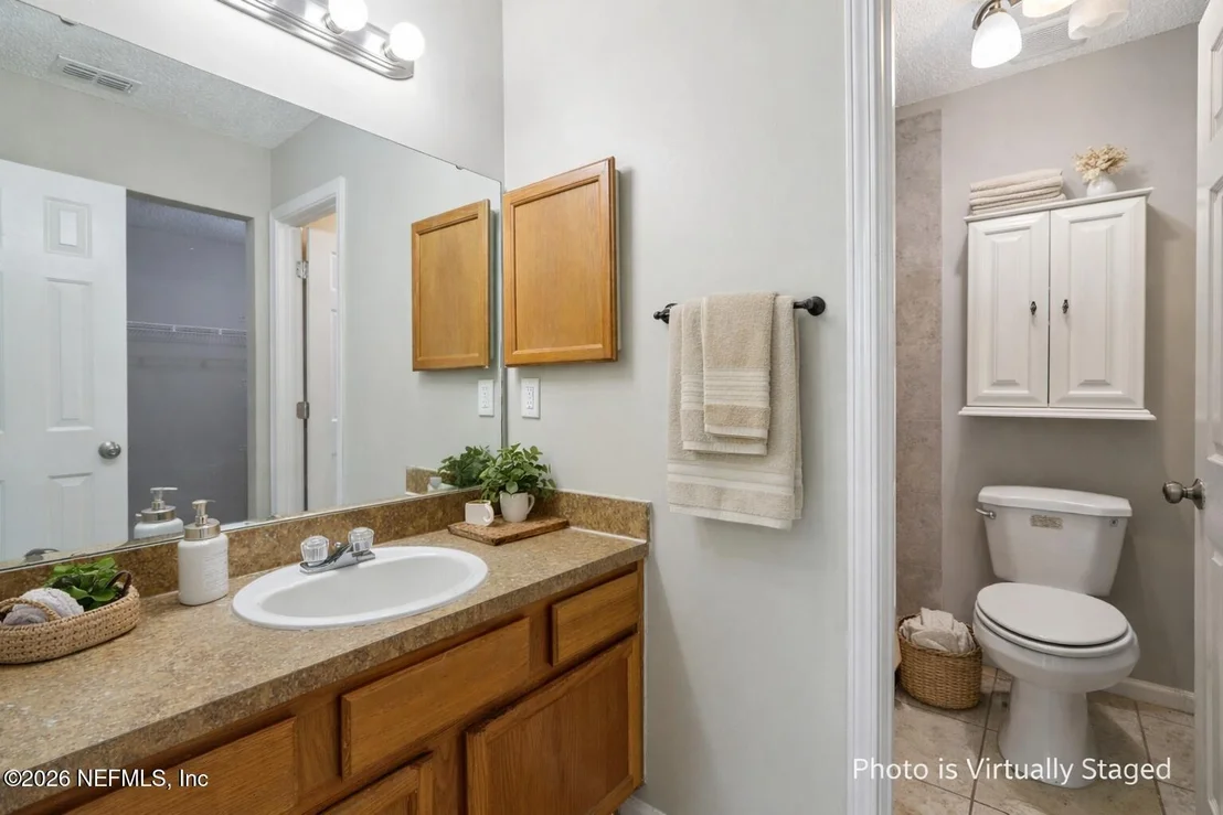 Photo of 1864 SHERATON LAKES Circle