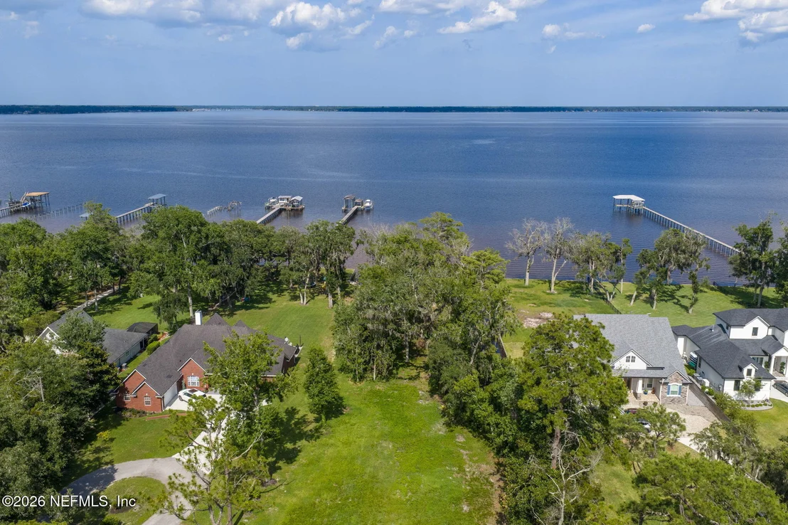 Photo of 1570 RIVER RISE Point