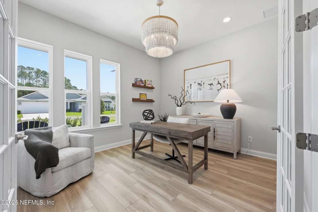 Photo of 351 PALM CREST Drive
