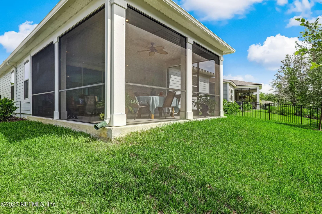 Photo of 214 HOPTREE Place