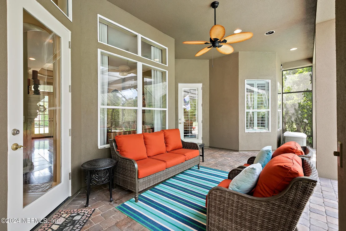 Photo of 329 SUMMERSET Drive