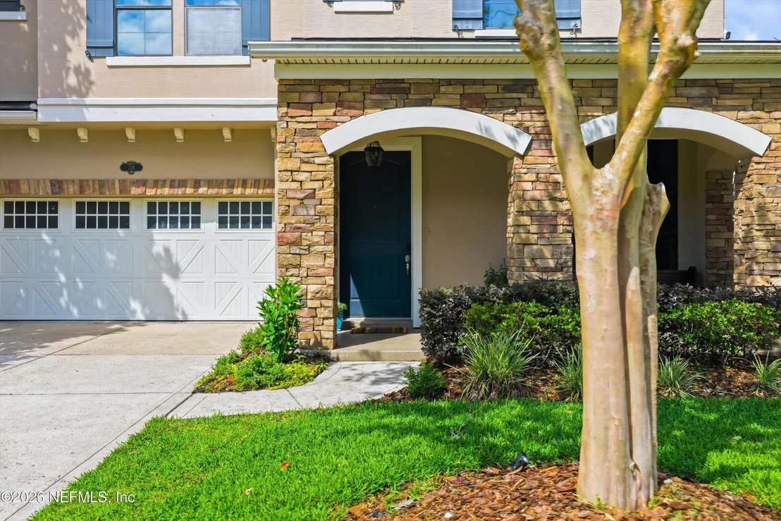 Photo of 218 N SAXXON Road