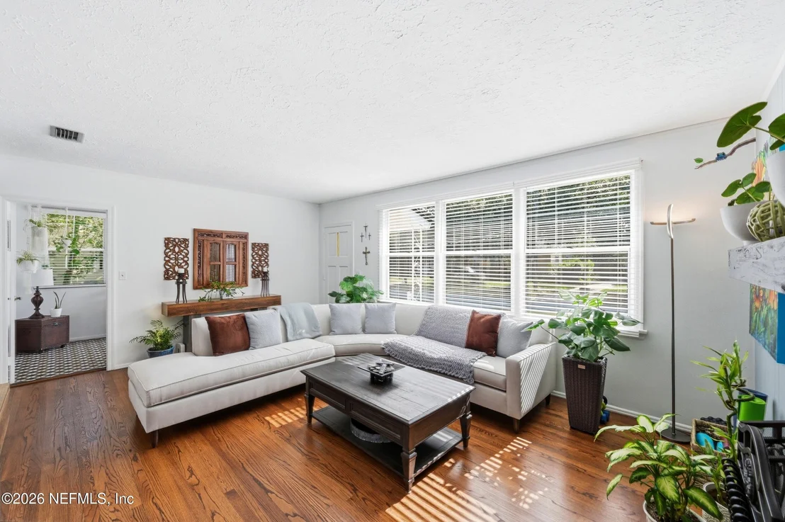 Photo of 1732 PLANTERS Road