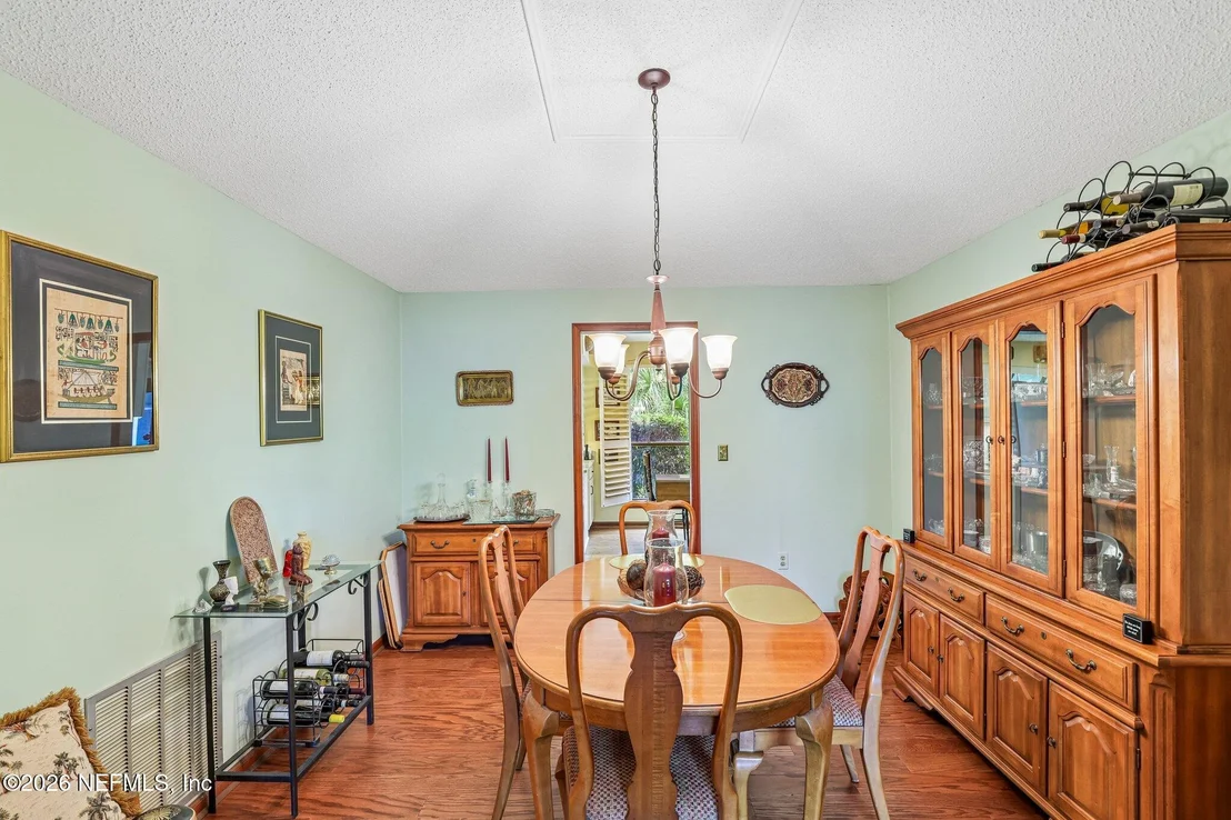 Photo of 2792 OLD RIVER Road