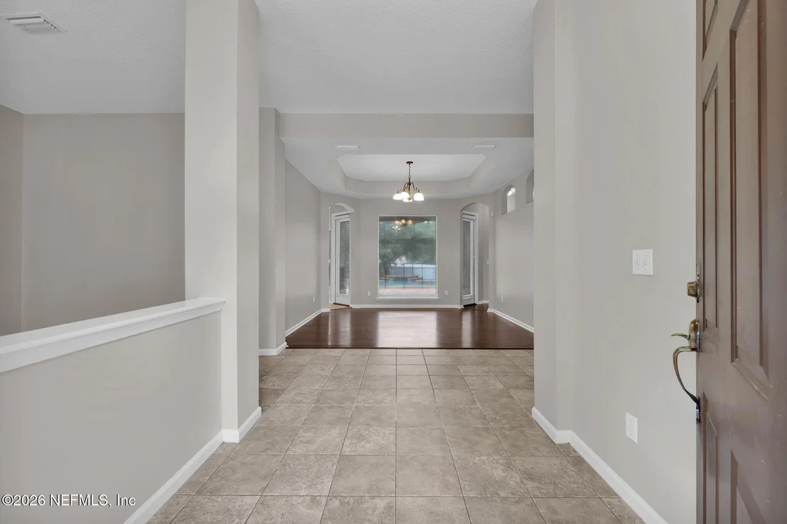 Photo of 879 SONGBIRD Drive
