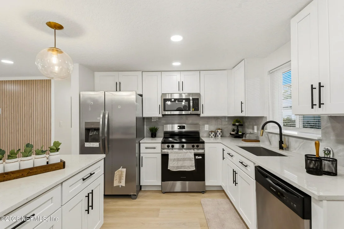Photo of 5646 RICKER Road