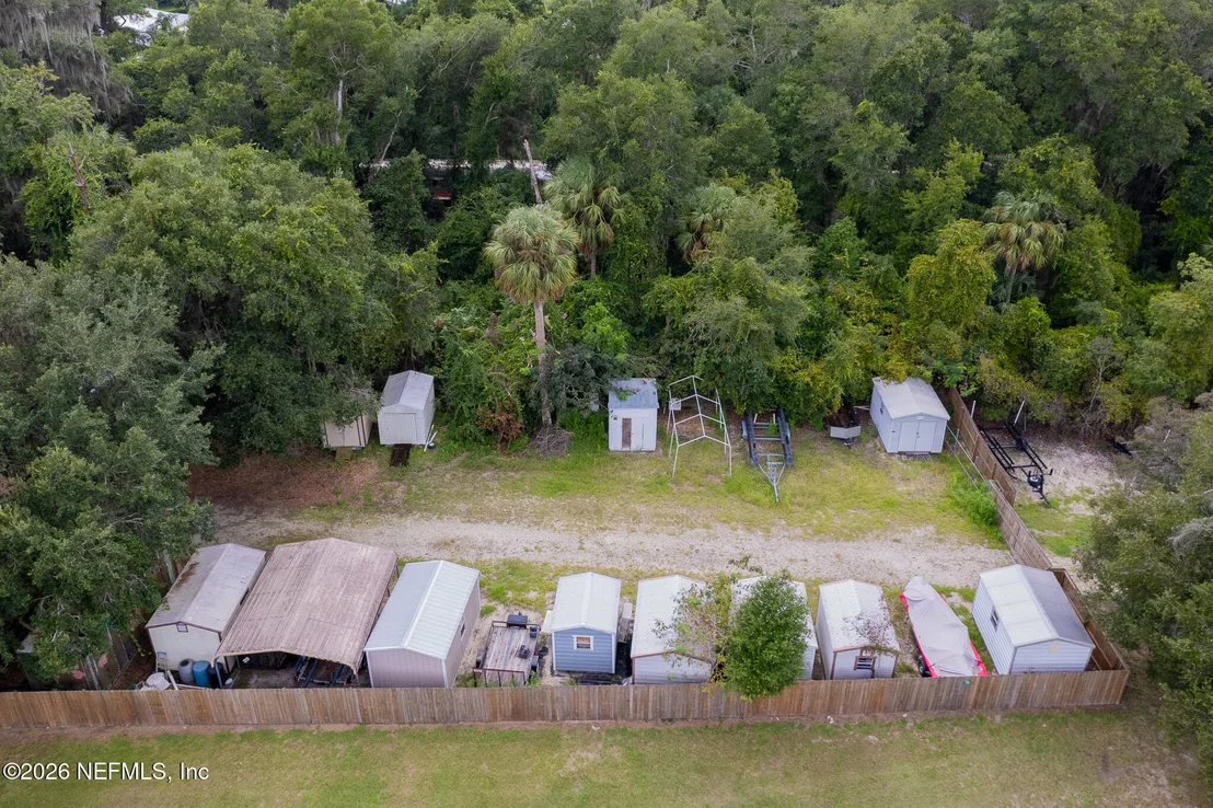 Photo of 156 LAKE MARGO Drive