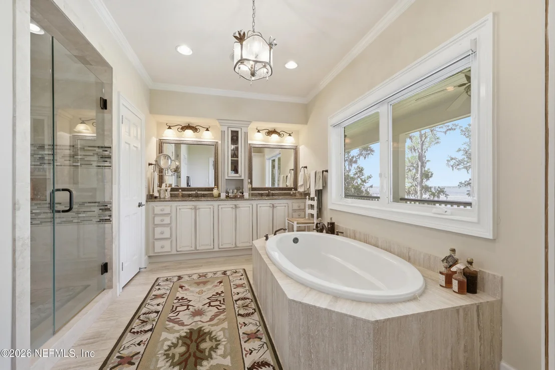 Photo of 13200 MANDARIN Road