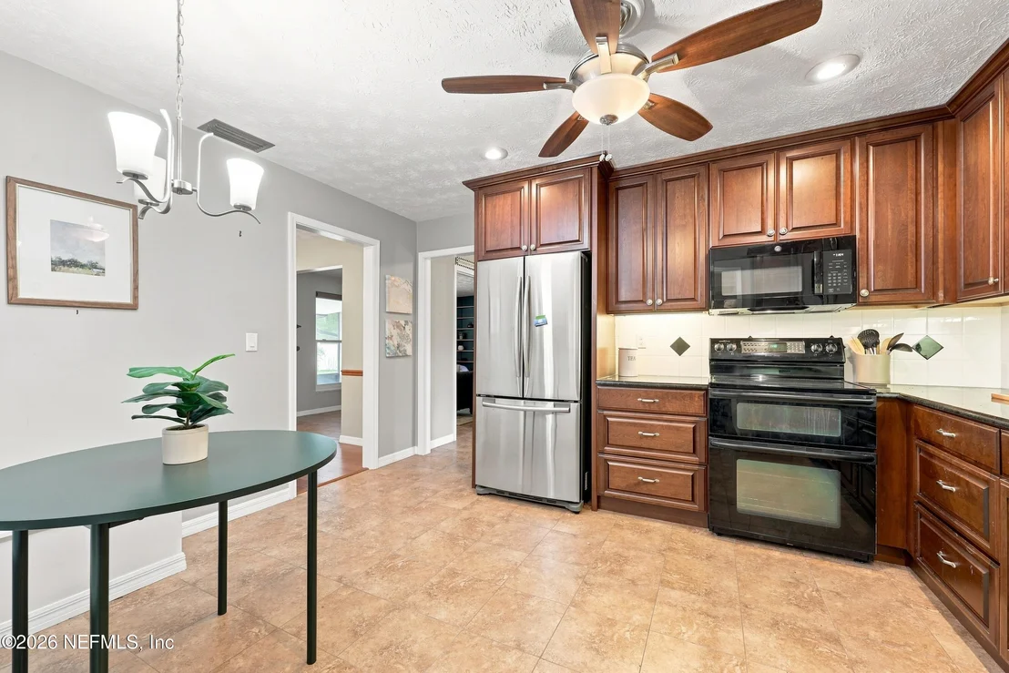 Photo of 6151 GRAYLING Drive