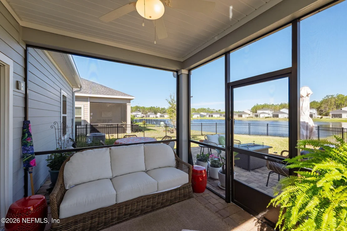 Photo of 131 BEAUCLAIR Boulevard