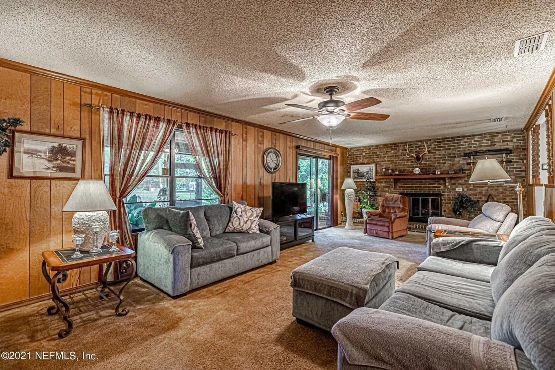 Photo of 1340 STARLING Road