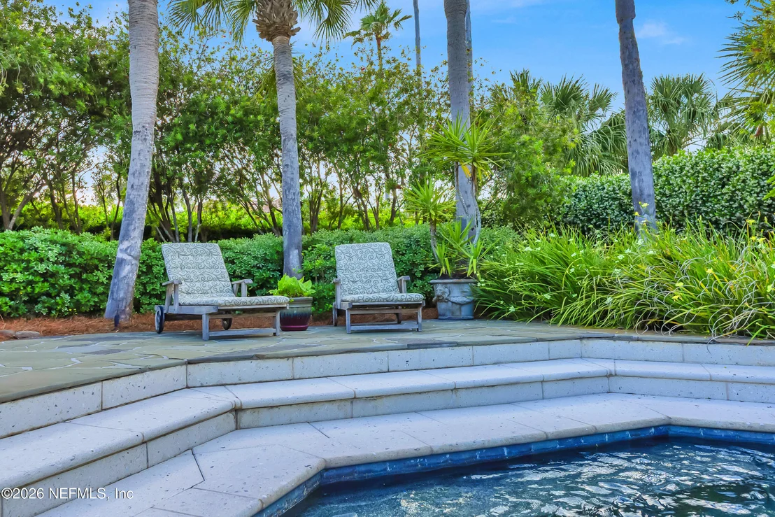 Photo of 33 CORONA Road