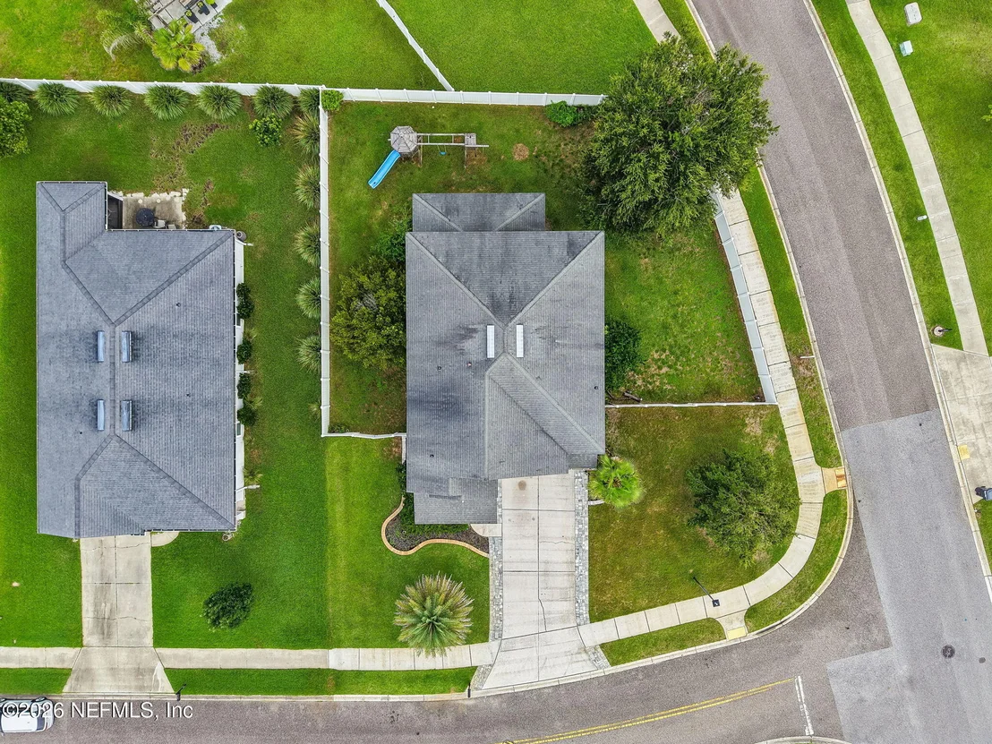 Photo of 95237 PERIWINKLE Place