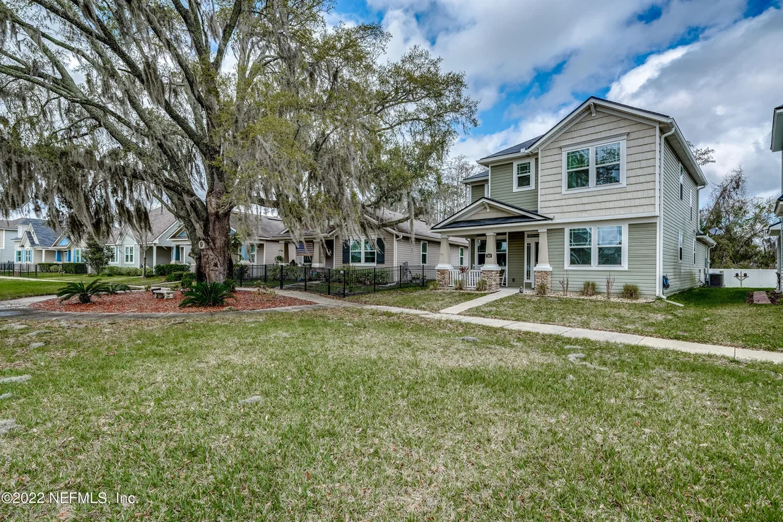 Photo of 360 VINEYARD Lane