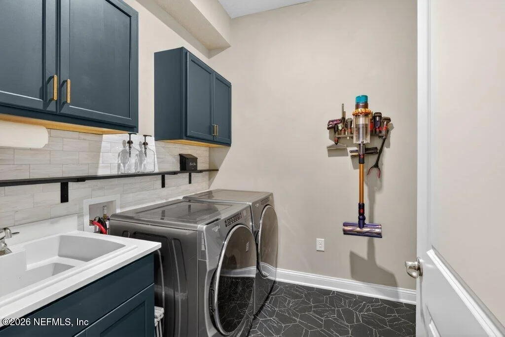 Photo of 137 TRADESMAN Lane