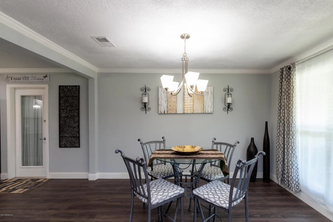 Photo of 3345 PICADILLY Lane