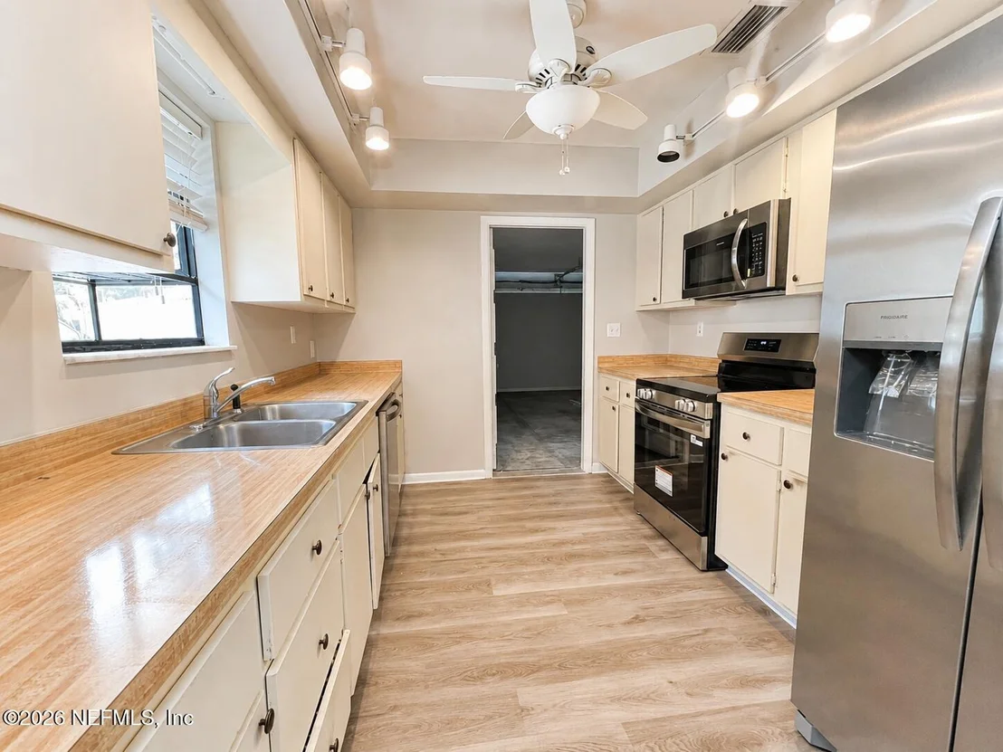 Photo of 8475 NW 39TH Circle