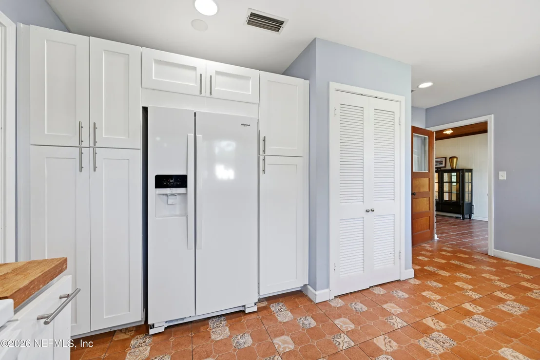 Photo of 49 SYLVAN Drive