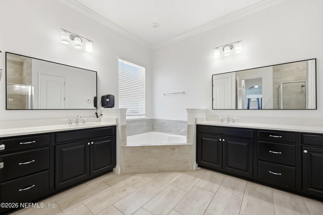 Photo of 44 BRASILLA Avenue