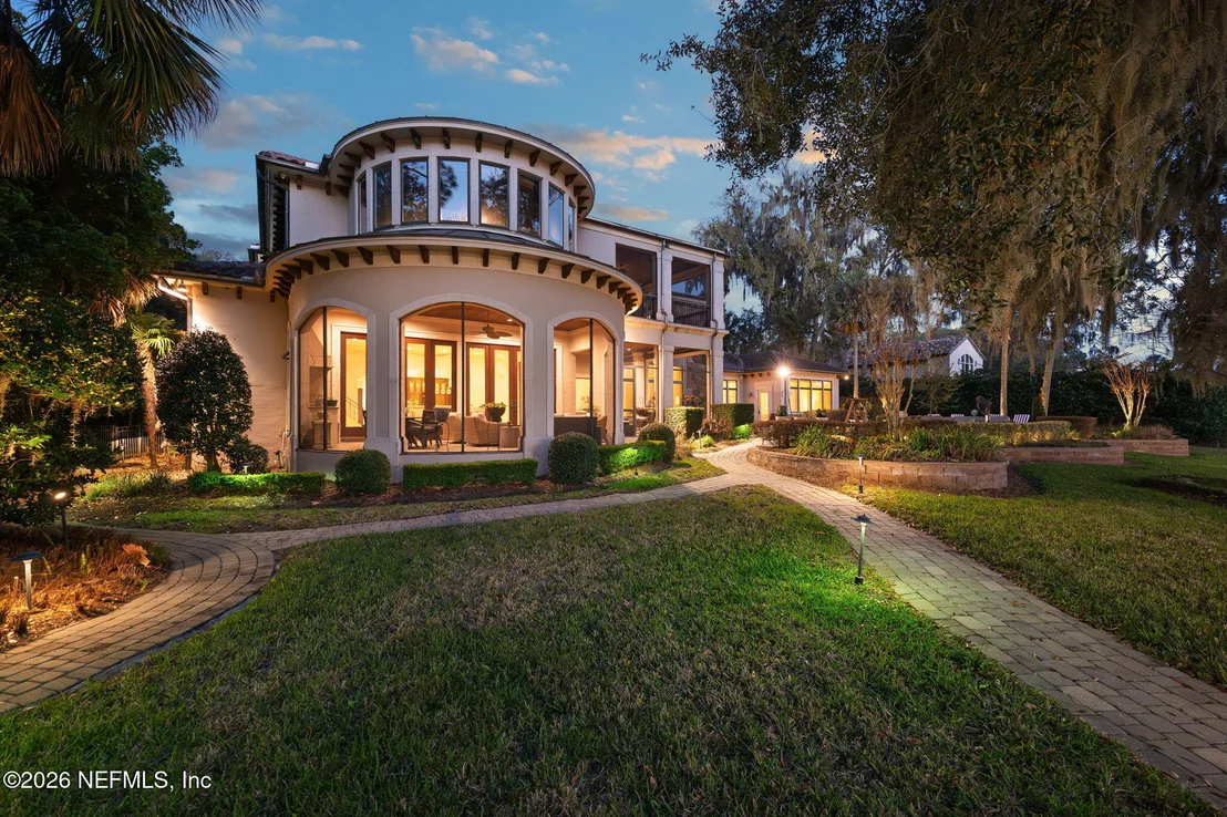 Photo of 24733 HARBOUR VIEW Drive