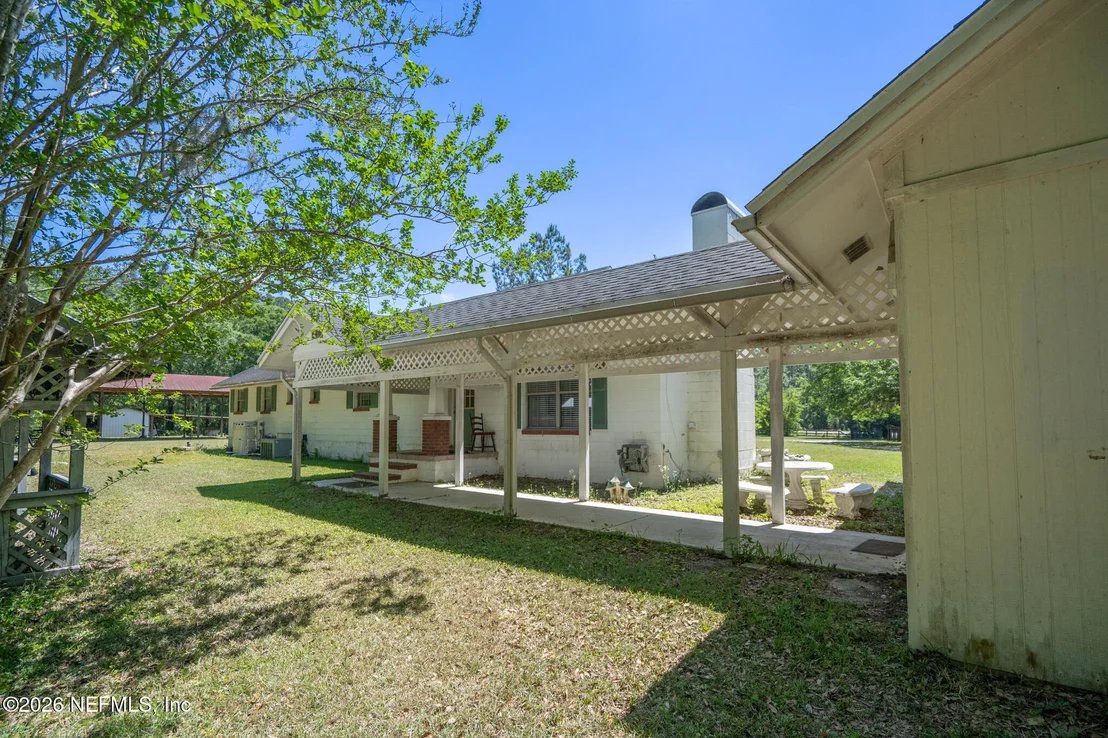 Photo of 542106 LEM TURNER Road