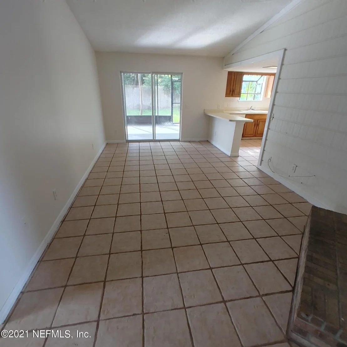 Photo of 10945 READING Road