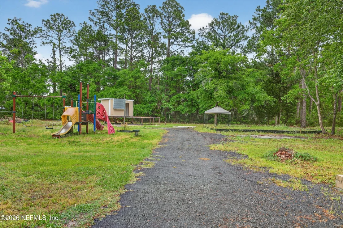 Photo of 14453 DENTON Road