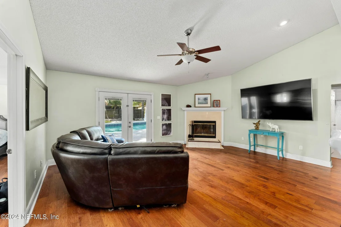 Photo of 12595 FISH HAWK Lane