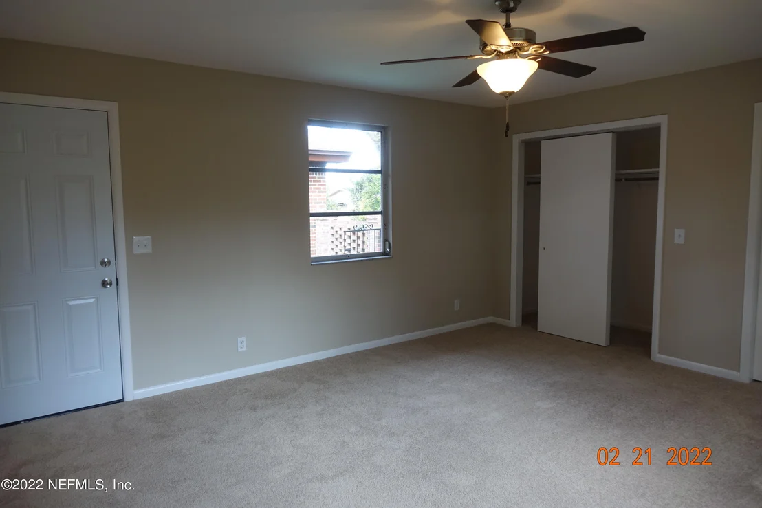Photo of 1675 MT. VERNON Drive