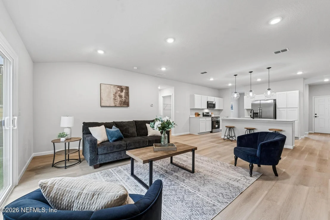 Photo of 5236 PENN Circle