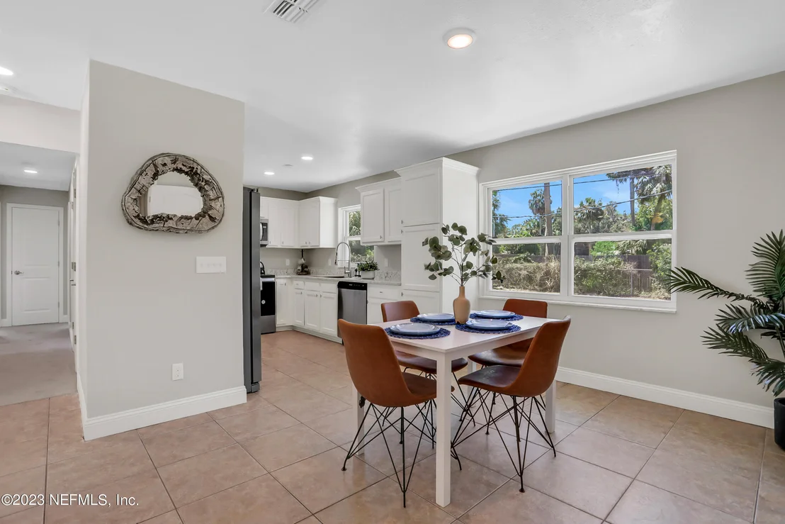 Photo of 128 BELLRAY Drive