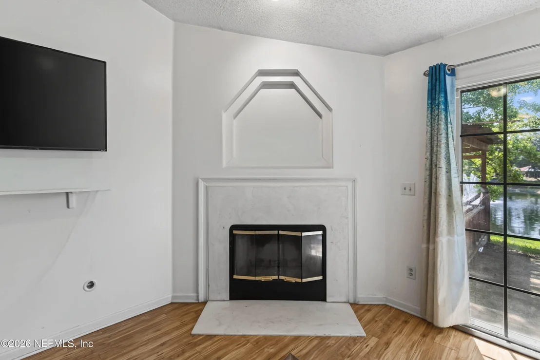 Photo of 1641 SPRING OAKS Lane