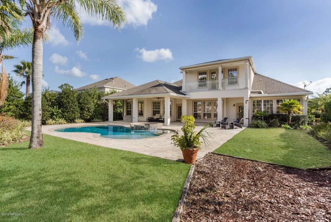 Photo of 147 LA MESA Drive