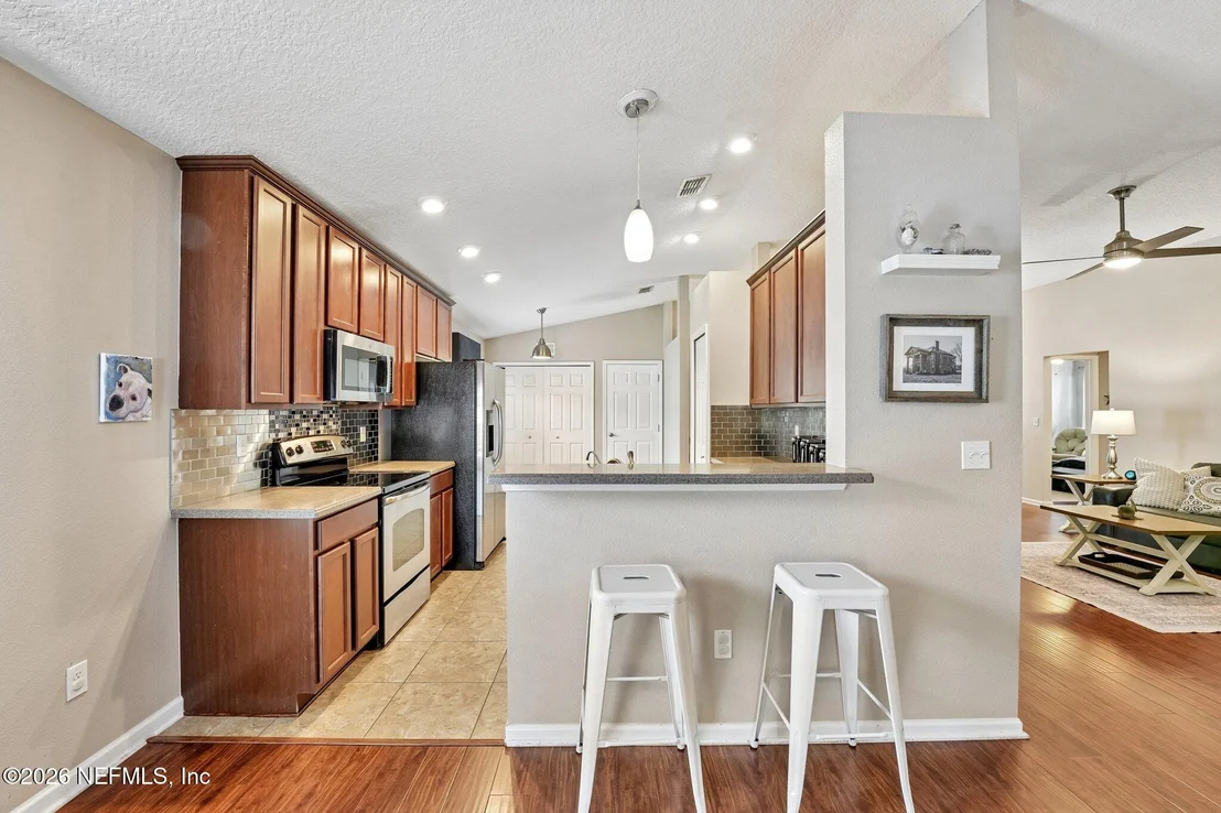 Photo of 96398 COMMODORE POINT Drive