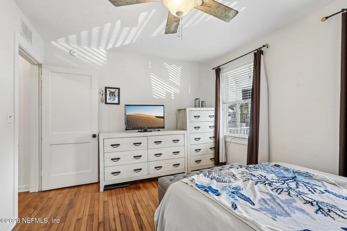 Photo of 4833 POST Street