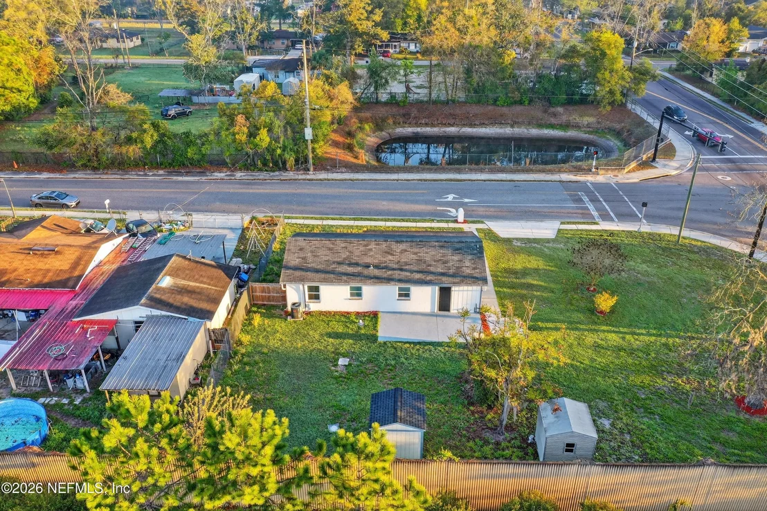 Photo of 8112 DEVOE Street