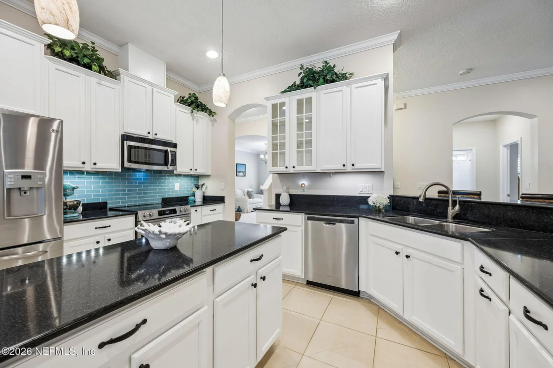Photo of 276 ELLSWORTH Circle