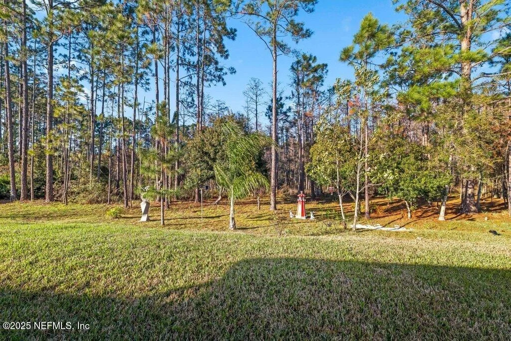 Photo of 1917 AMBERLY Drive