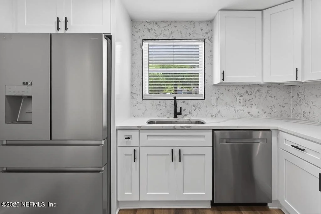 Photo of 4020 FOREST Boulevard