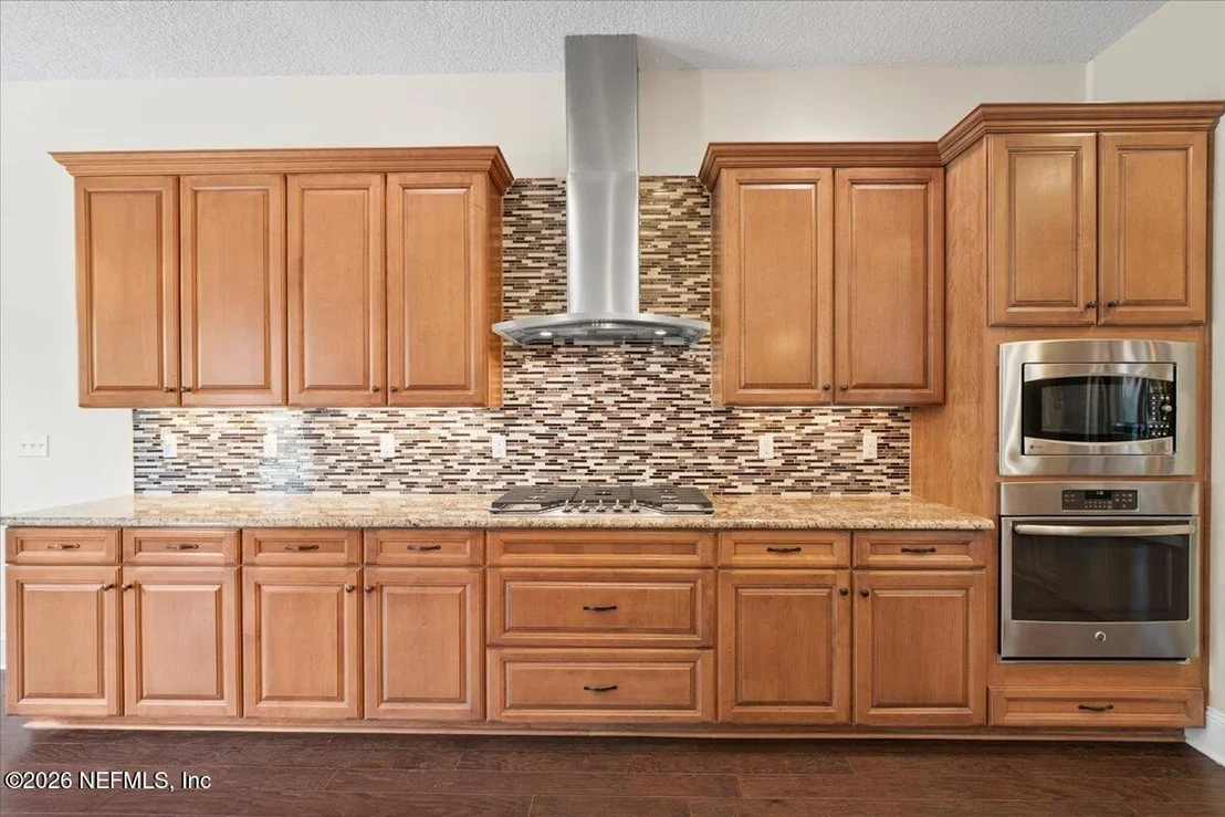 Photo of 1216 LEITH HALL Drive