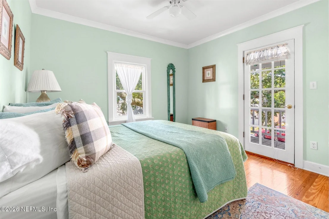 Photo of 18 LOCUST Street